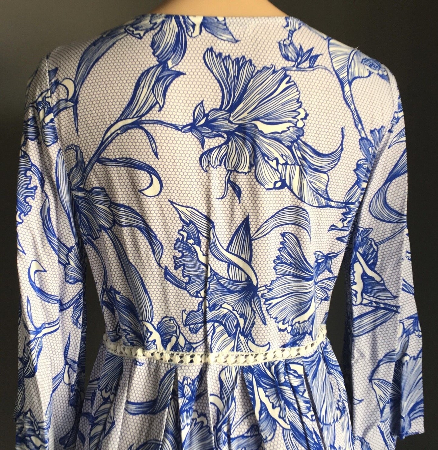 INTO Dress Beach Blue & White Floral Print Drawstring Waist Ladies Size 10 Party