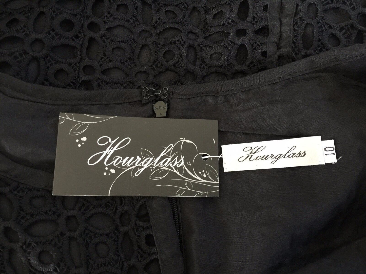 HOURGLASS Dress Lace Black 3/4 Sleeves Lace Overlay Shift Lined Size 10 NEW