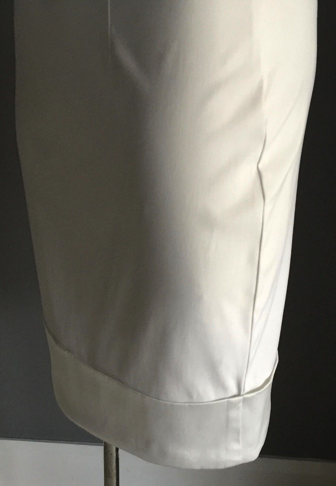 WAYNE COOPER Skirt White Straight Pencil Stretch Ladies Size 1 AU 6 - 8