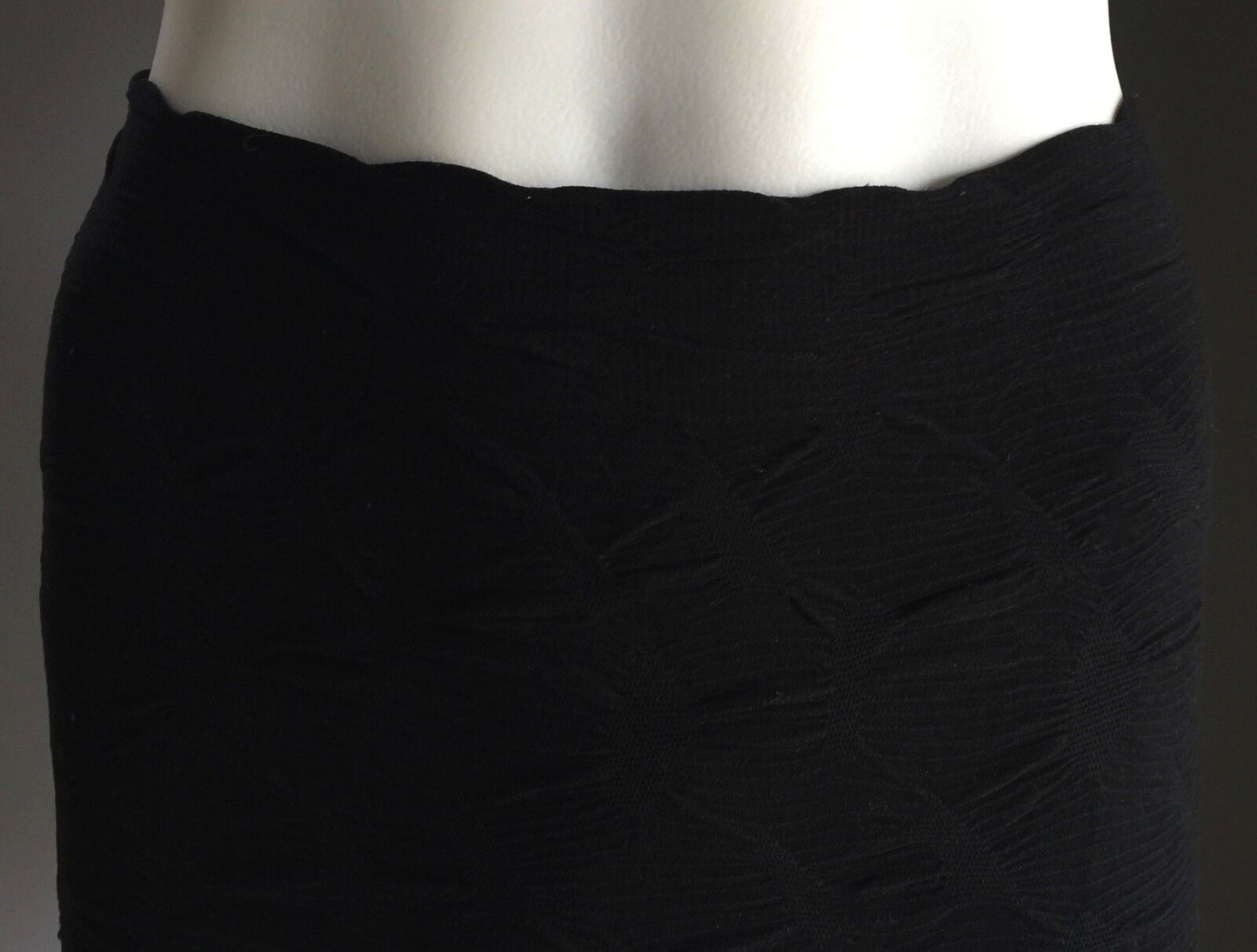 SPORTSGIRL Skirt Black Textured Stretch Mini Tube Ladies Size XS S 8