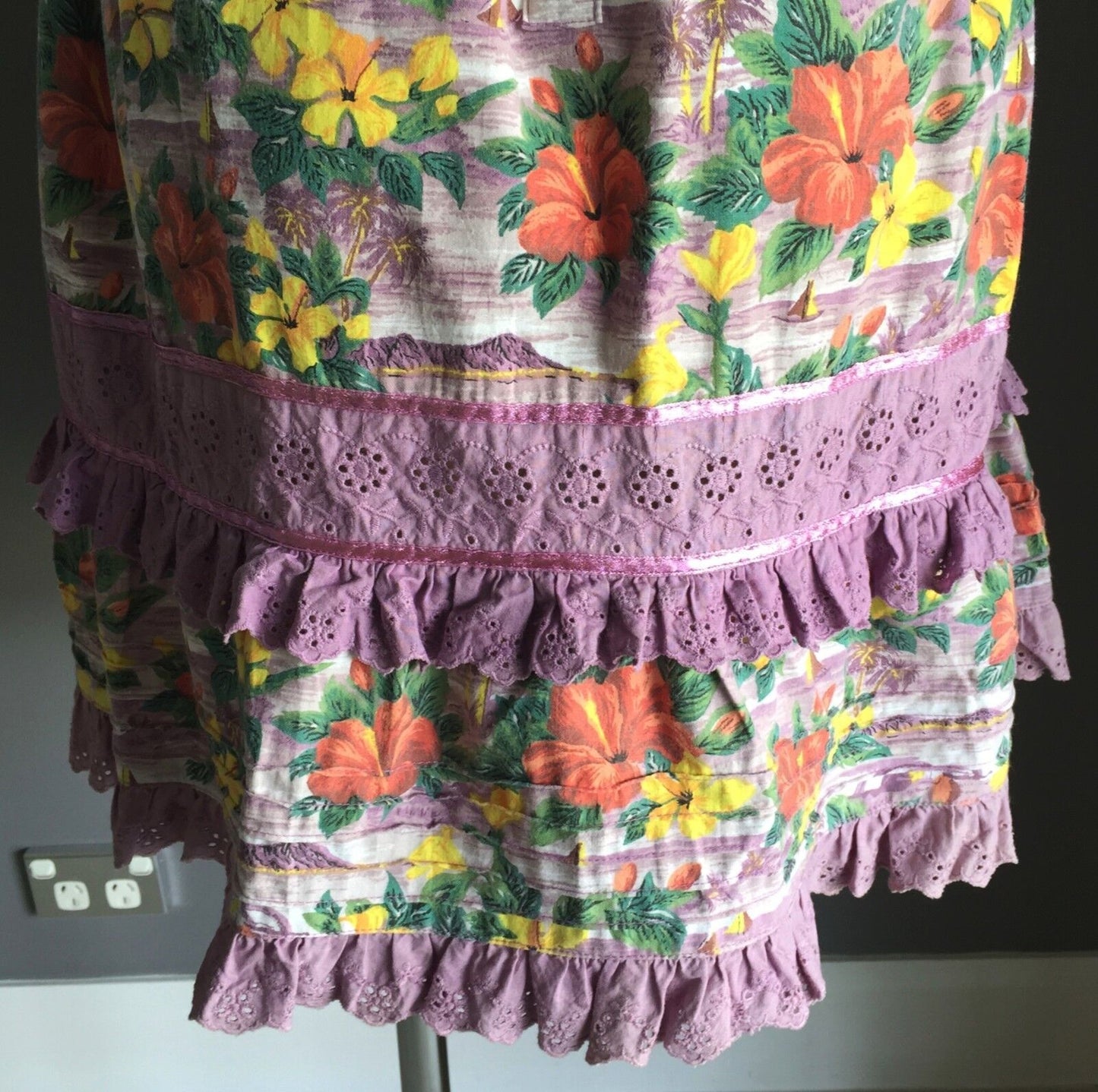 ONE TEASPOON Skirt Floral MultiColoured Lilac Print Tier Ladies Size 12 1950’s