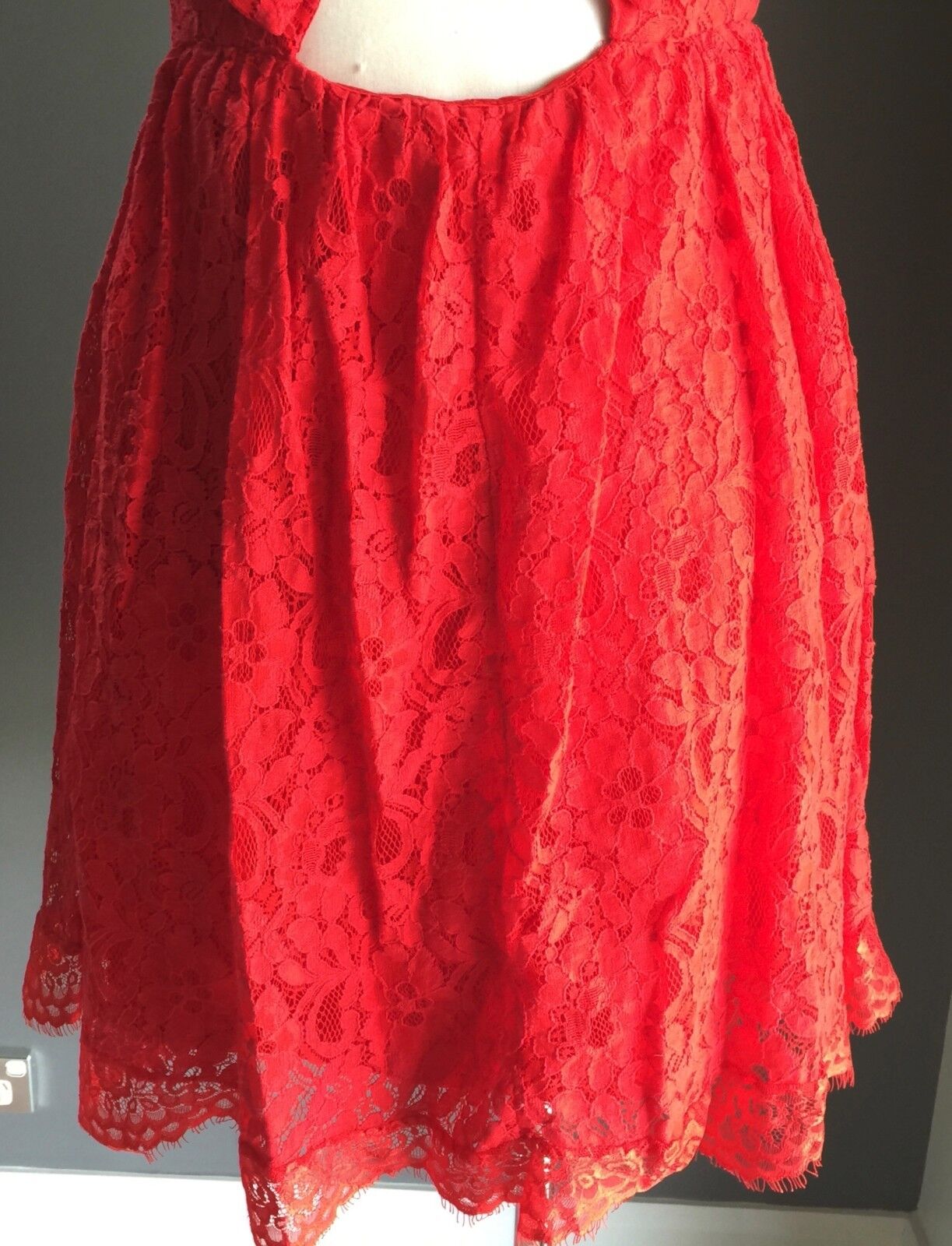 SHAREEN Dress Skater Red Lace Cut out Back Sleeveless Ladies Size 10 Gorgeous
