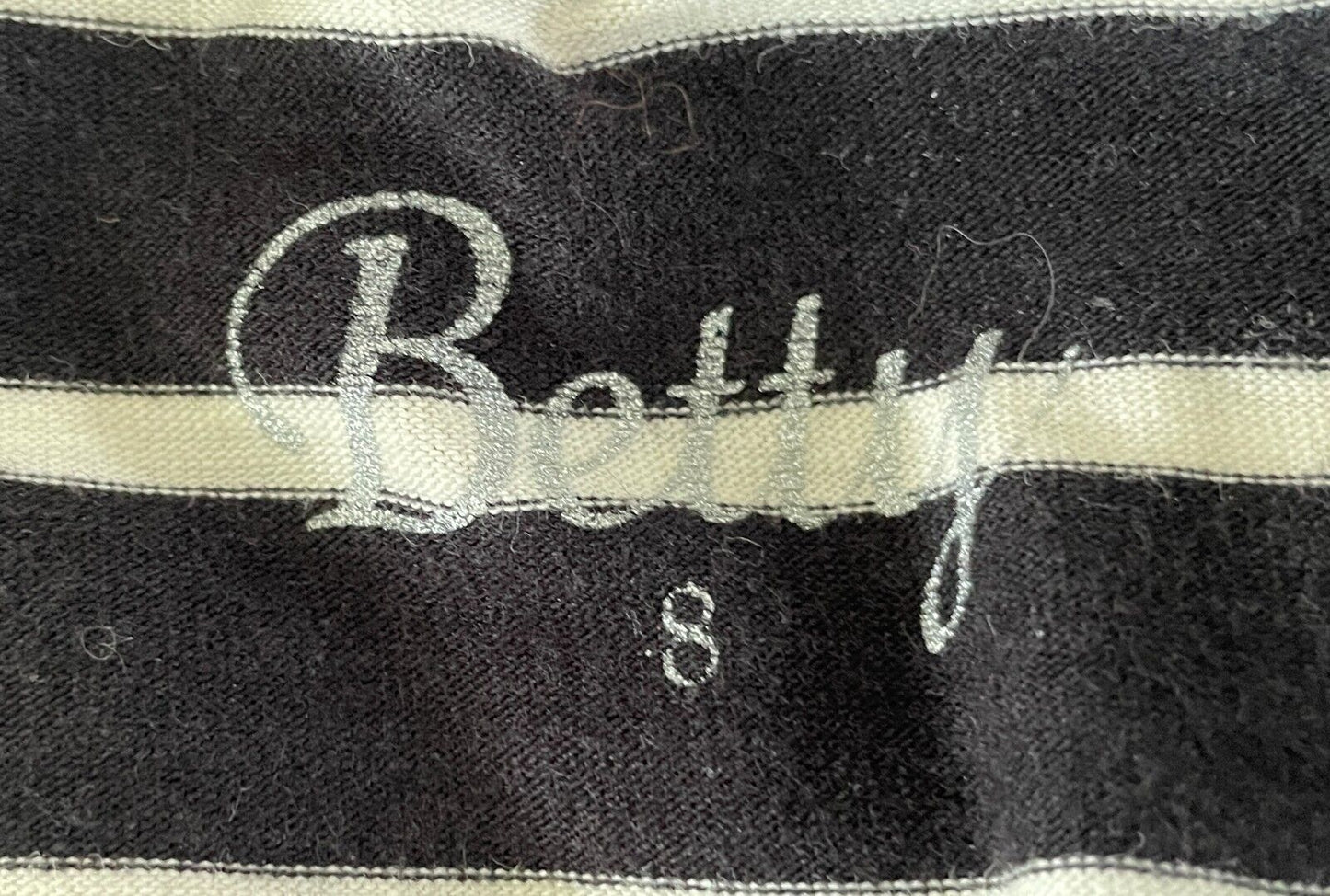 BETTY BASICS Top Black & White Stripe T-Shirt Short Sleeve Stretch Size 8 10 NEW