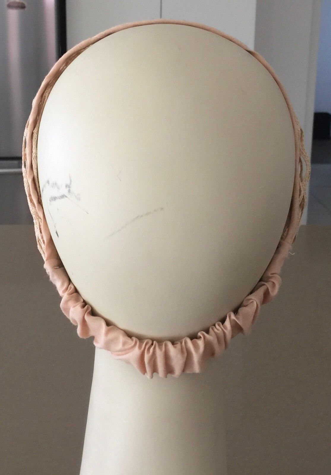 HEADBAND Beige Net Elastic Stretch Fit 60cm Head (1) Hair Band Retro Gem NEW
