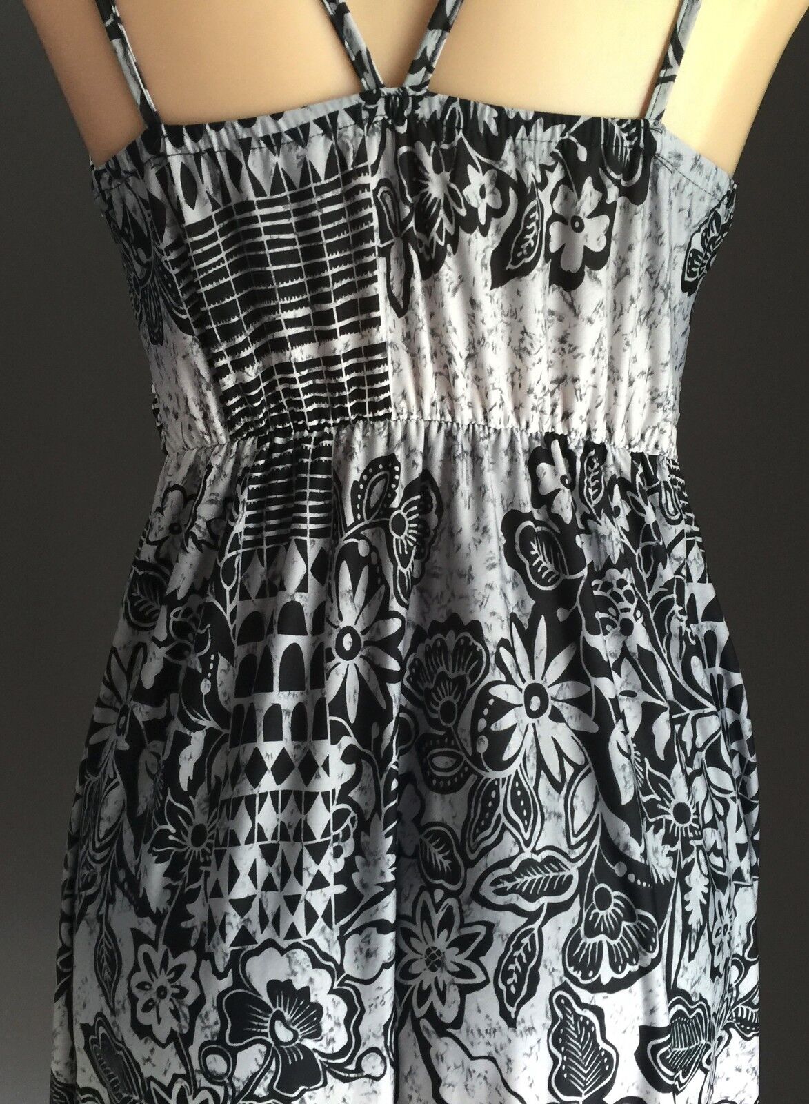 BE IN Dress Black & Grey Floral Print Knee Length Empire Waist Size 8 10