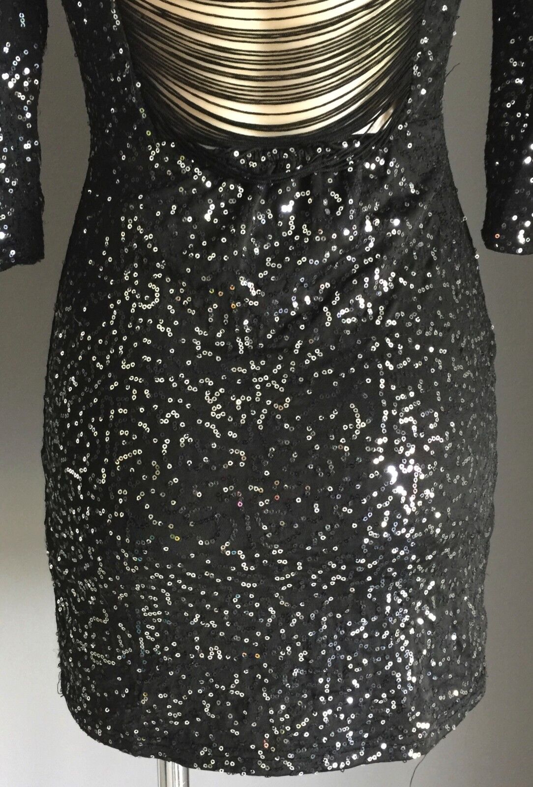 SAINT SHYLO Dress MINI Black & Silver Sequin Open Back 3/4 Sleeve Size M 10 NEW