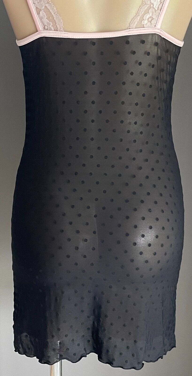 Chemise Black Mesh Net Dobby Semi Sheer Fabric w Pink Lace Straps Size 10 NEW