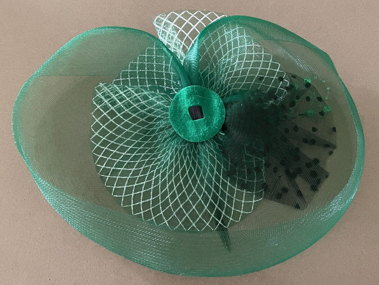 FASCINATOR Green White Black Mesh With Feather Bead Trim Races NO CLIP OR COMB