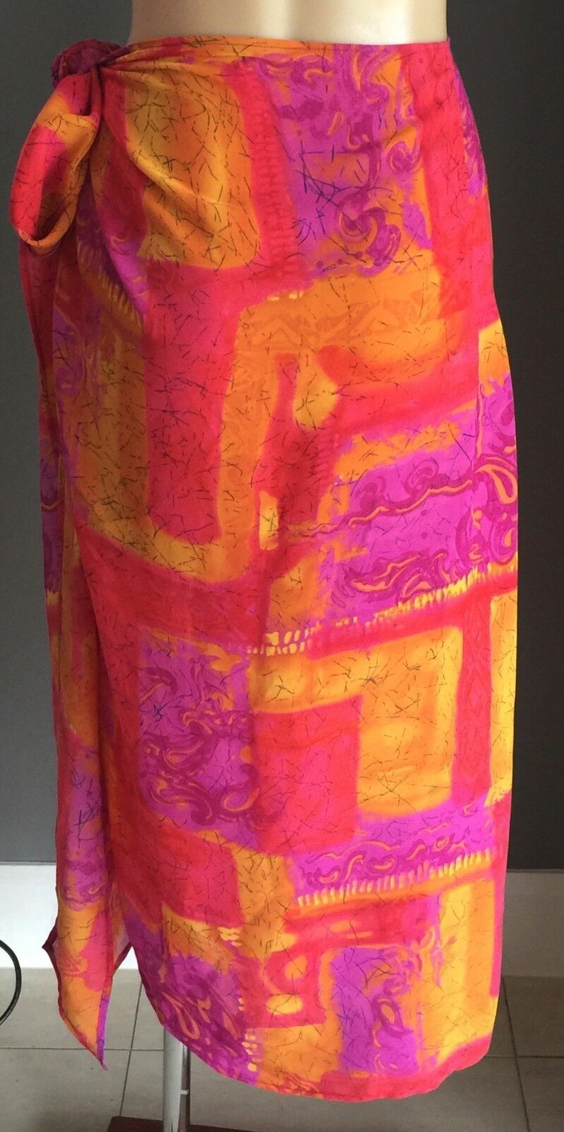 SARONG Handmade Bright Print Side Tie Skirt Semi Sheer Ladies Size 12 - 16 NEW