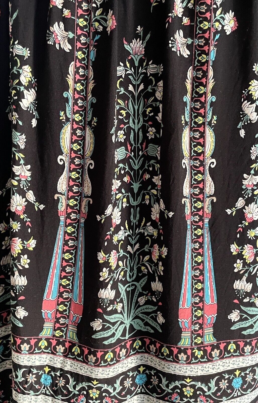 Peasant Top Black Multicoloured Print 3 Button Front Blouse Size 20 Short Sleeve