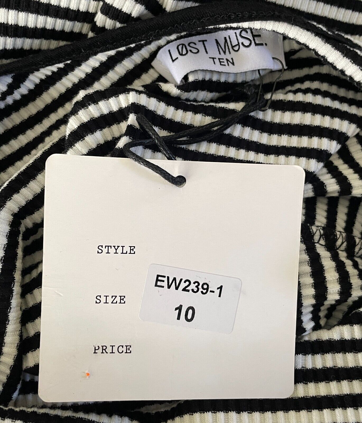 LOST MUSE Stretch Dress Black White Stripe Ribbed Scoop Back Midi Size 10 NEW