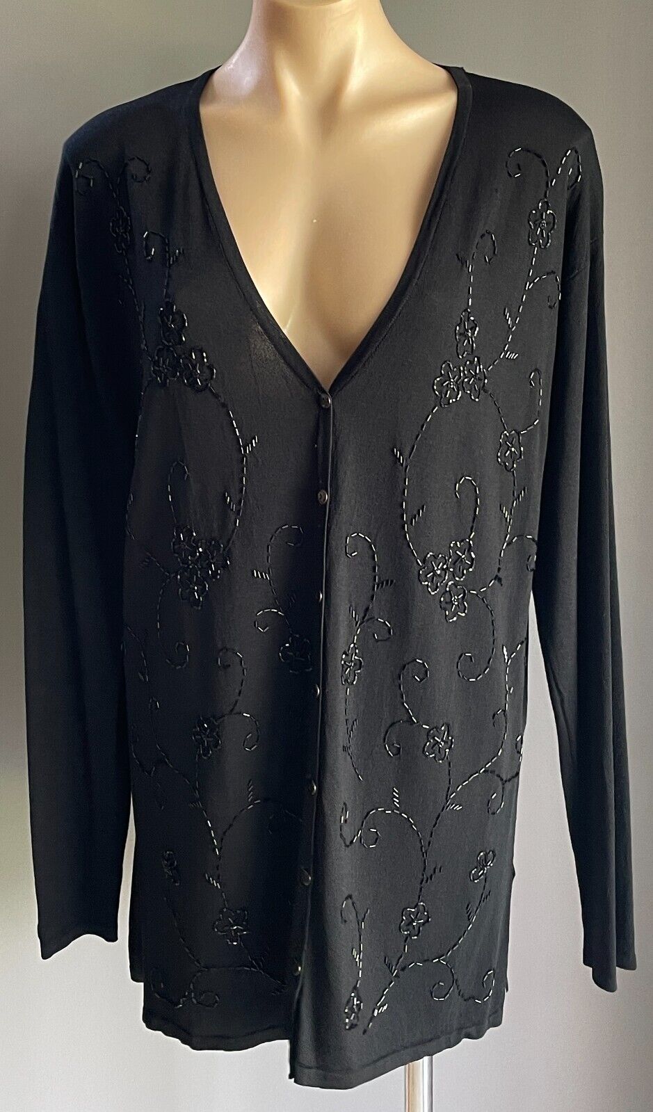 2U DESIGNS Black Long Sleeve Cardigan with Black Bead Embellishments Size 14 16