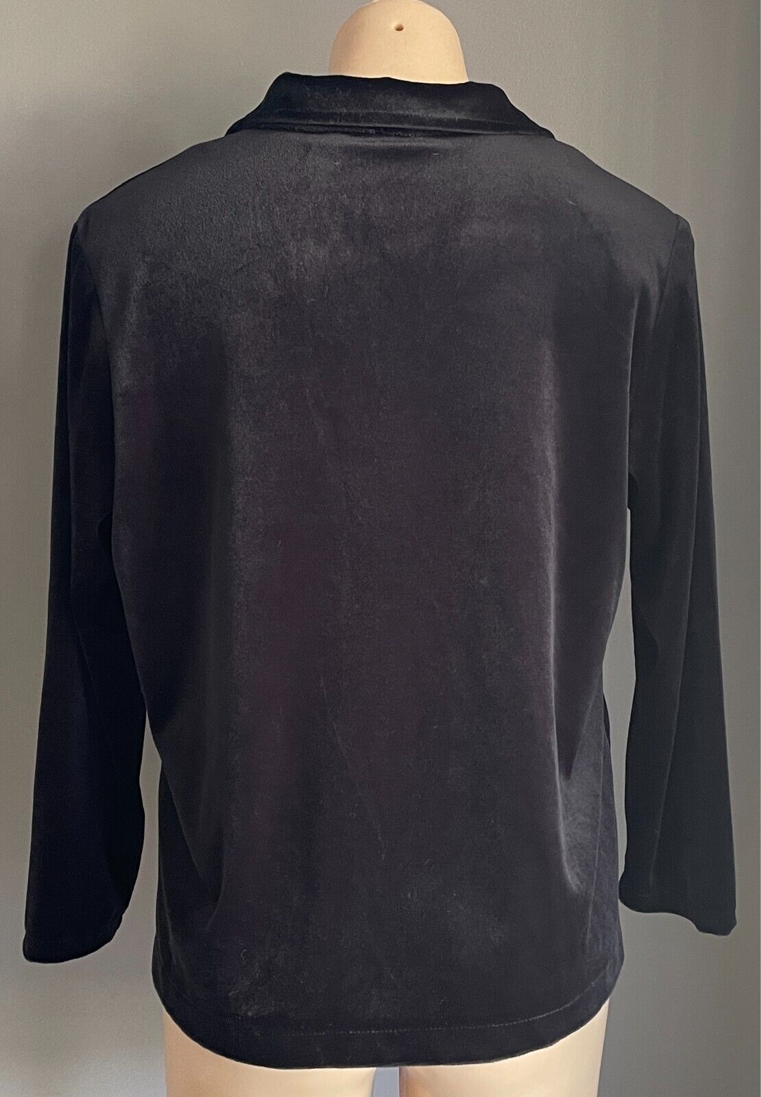 Black Thick Stretch Velour Shirt Size 16 Collar Button Front Long Sleeves Retro