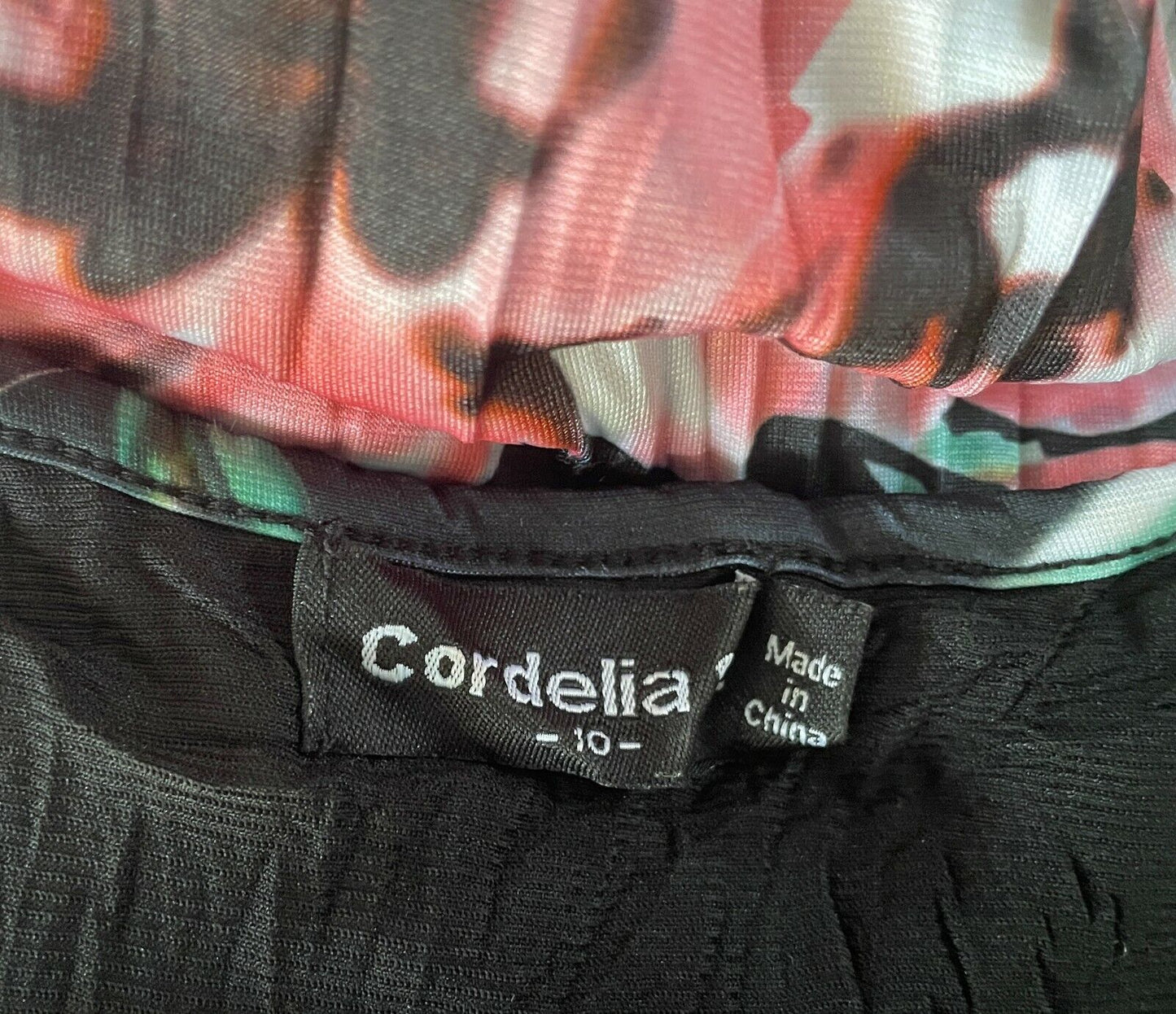 CORDELIA Street Black Dress Floral Crinkle Crease Fabric Short Sleeve Size 10