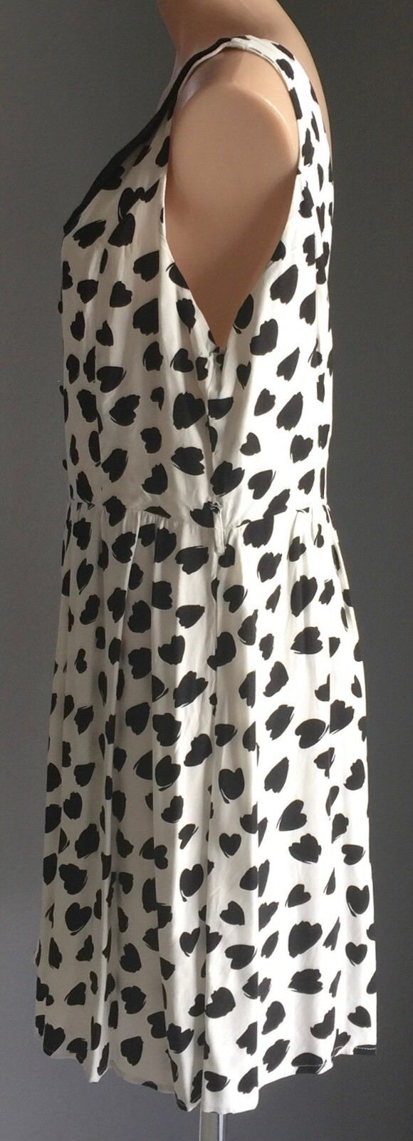 CROSSROADS Dress Sheath White & Black Heart Print Sleeveless Frock Plus Size 18