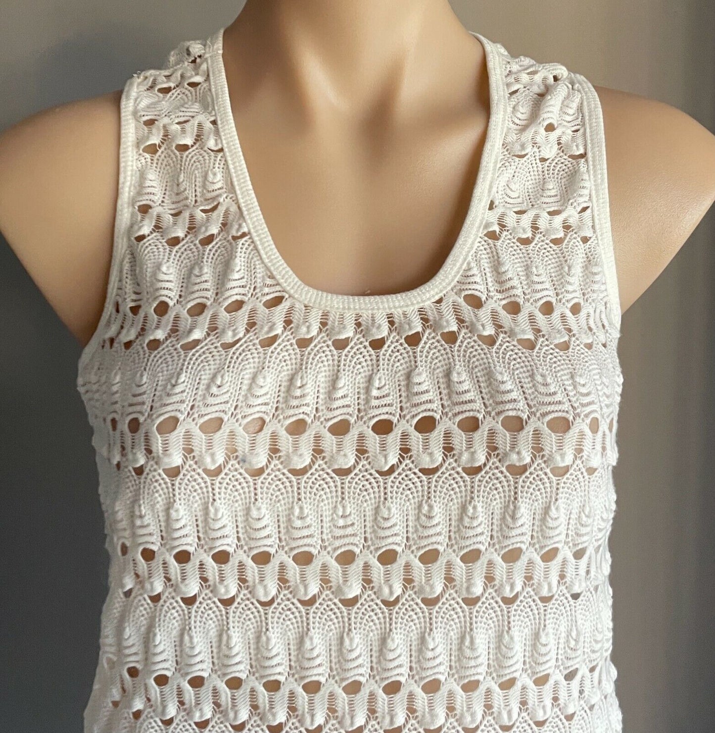 CROSSROADS Top White Lace Sleeveless Racer Back Crochet Look Ladies Size S 10