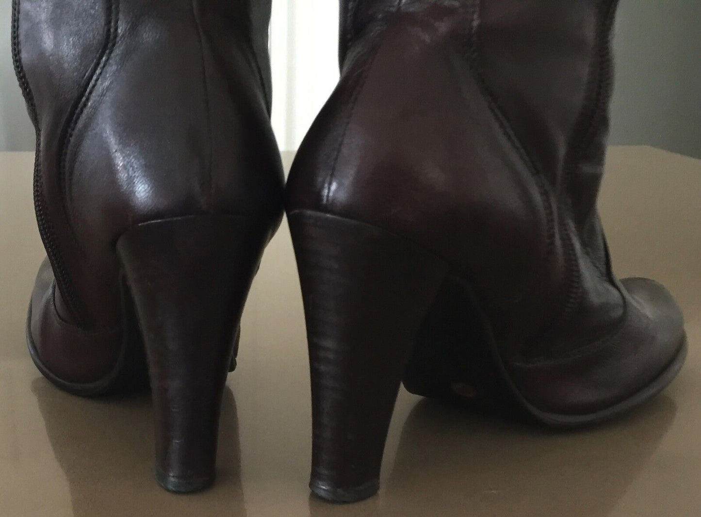 TORRETTI Boots Brown Leather Long Knee High Size 39 w Lace Up Back Ab Fab Ladies