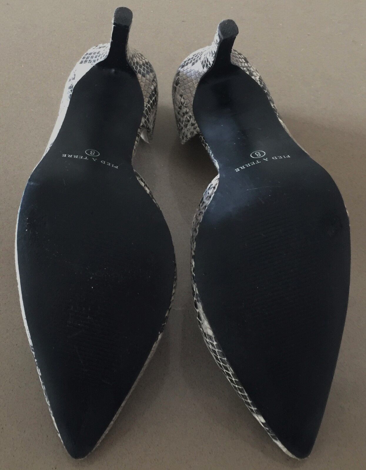 PIED A TERRE "Evoke" Stiletto Shoes Snakeskin Print Pleather Ladies Size 8