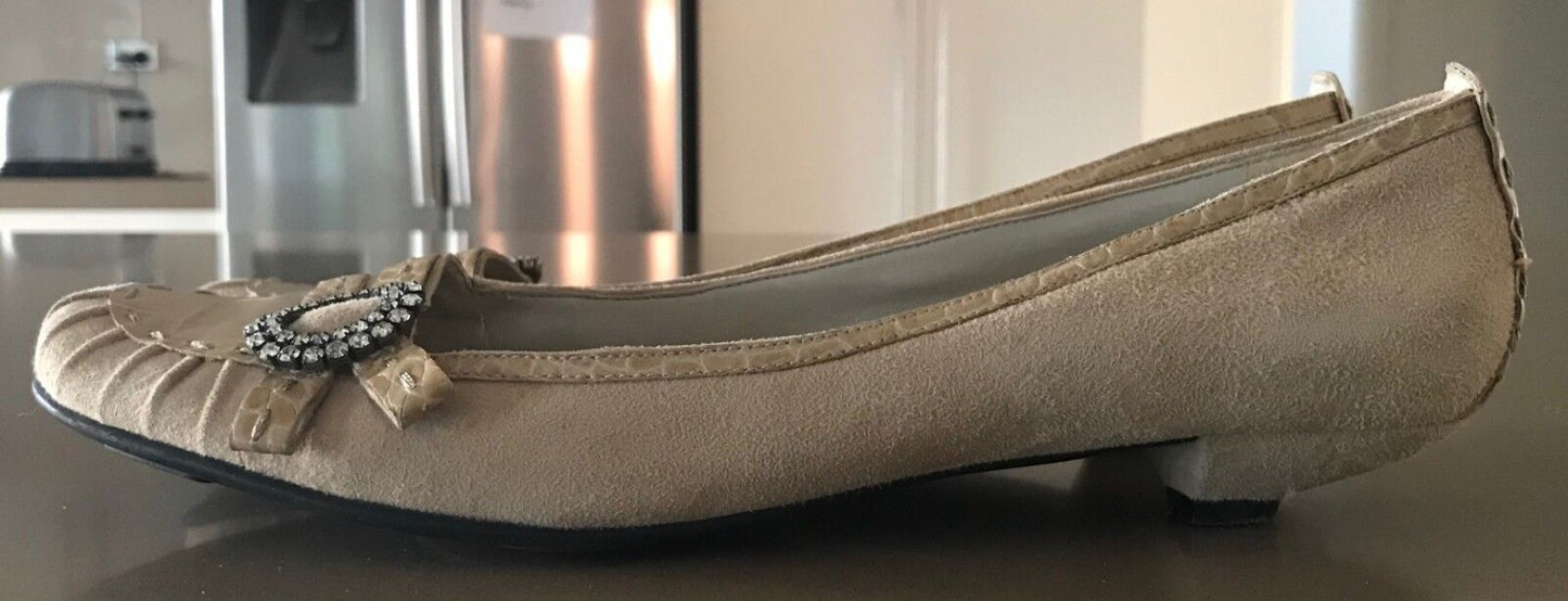 ENZO ANGIOLINI Kitten Heels Shoes Beige Suede Croc Trim Slip On Ladies Size 10 M