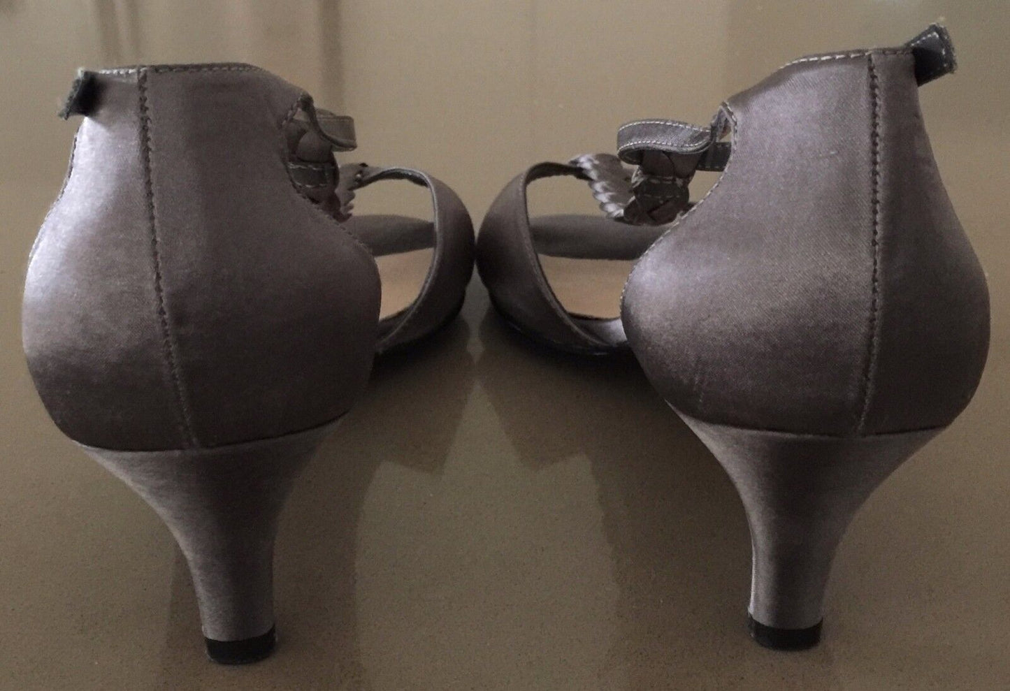 DIANA FERRARI SUPERSOFT Shoes T-Bar Kitten Heels Pewter Fabric Ladies 10 C NEW
