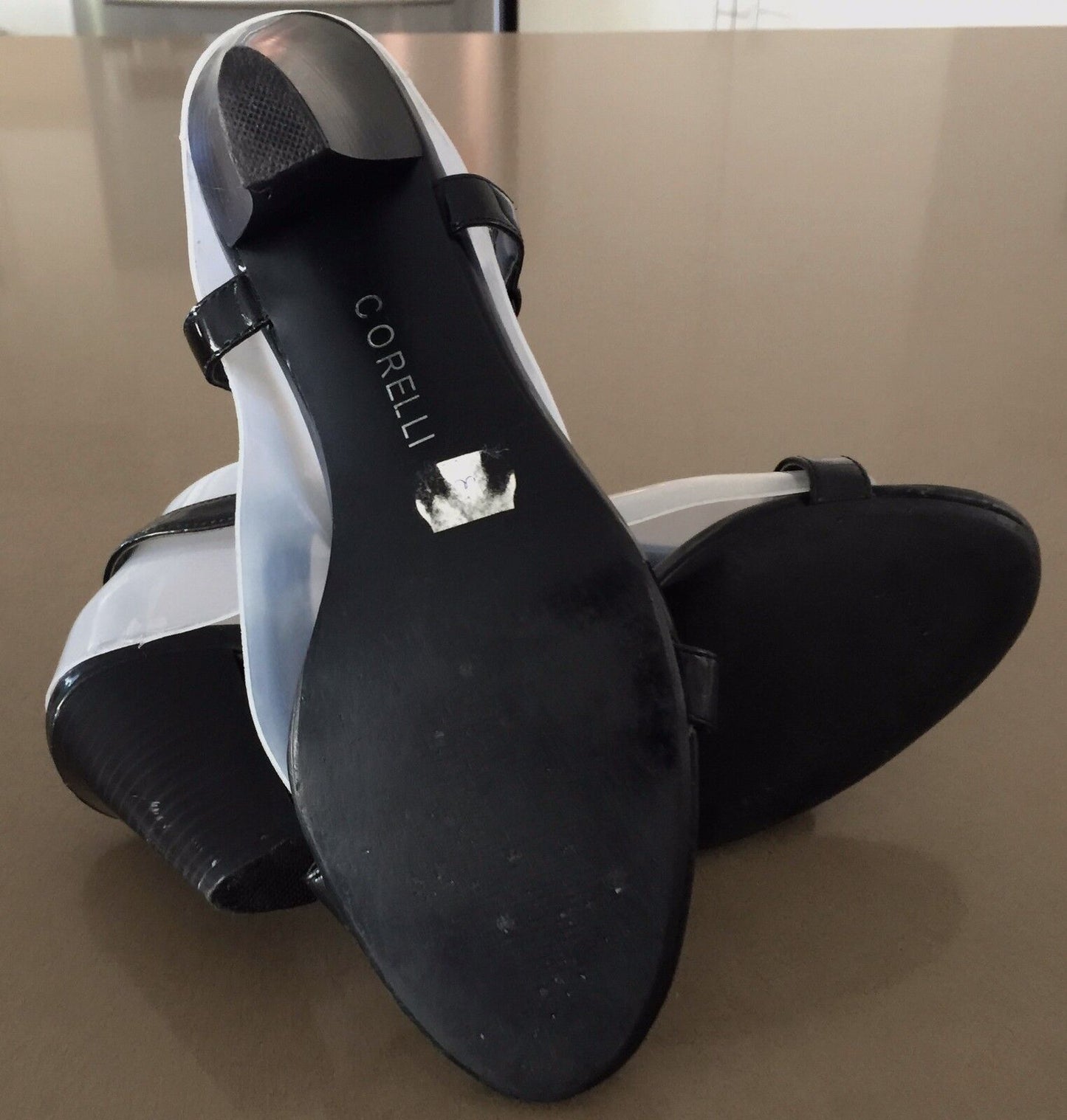 CORELLI "Desmon" Open Toes T-Bar Shoes Black Patent Pleather Heels Ladies Size 9