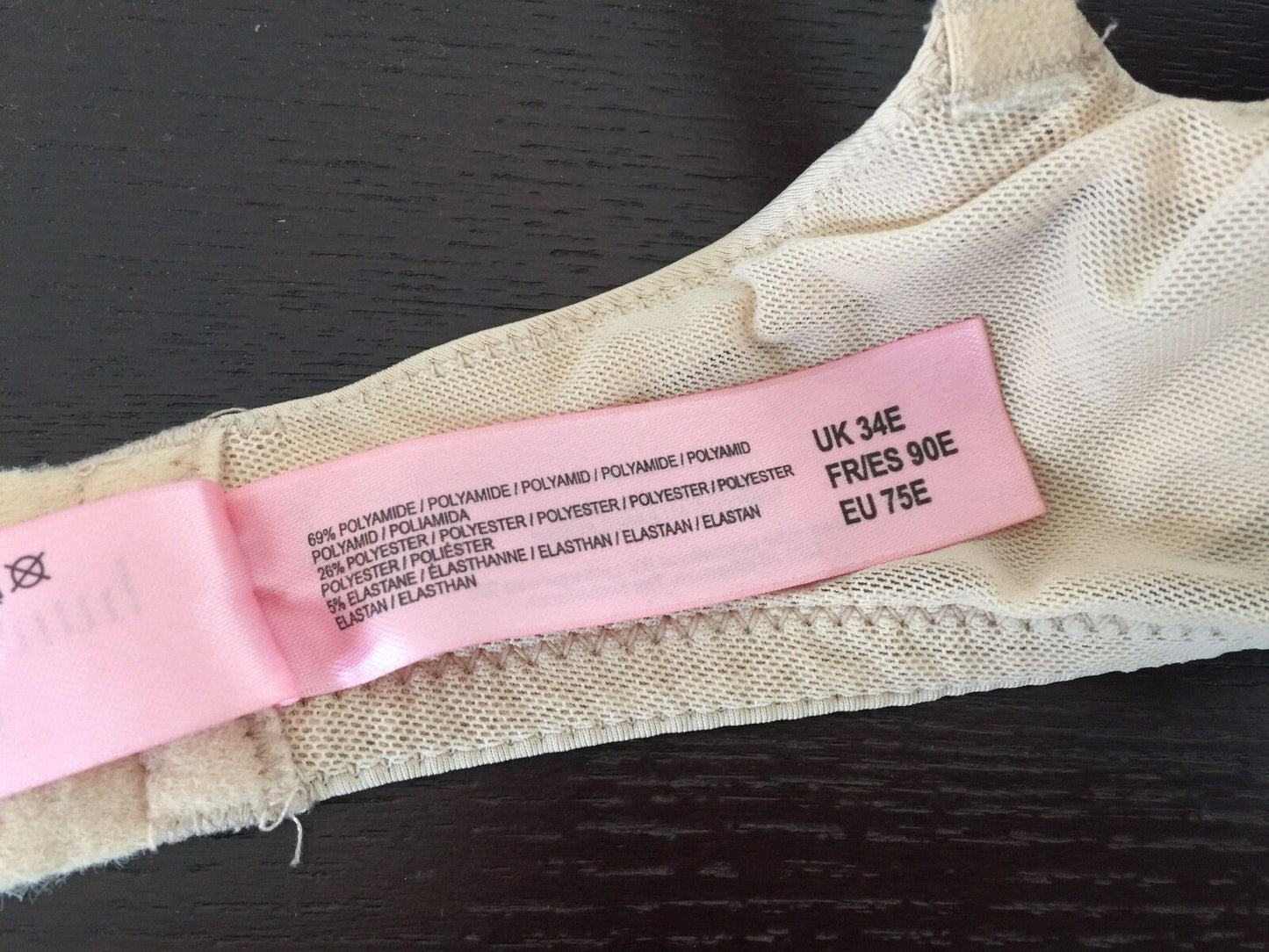 HUNKEMOLLER Bra 34E Beige Smooth Cup Full Coverage Underwire Size UK NEW