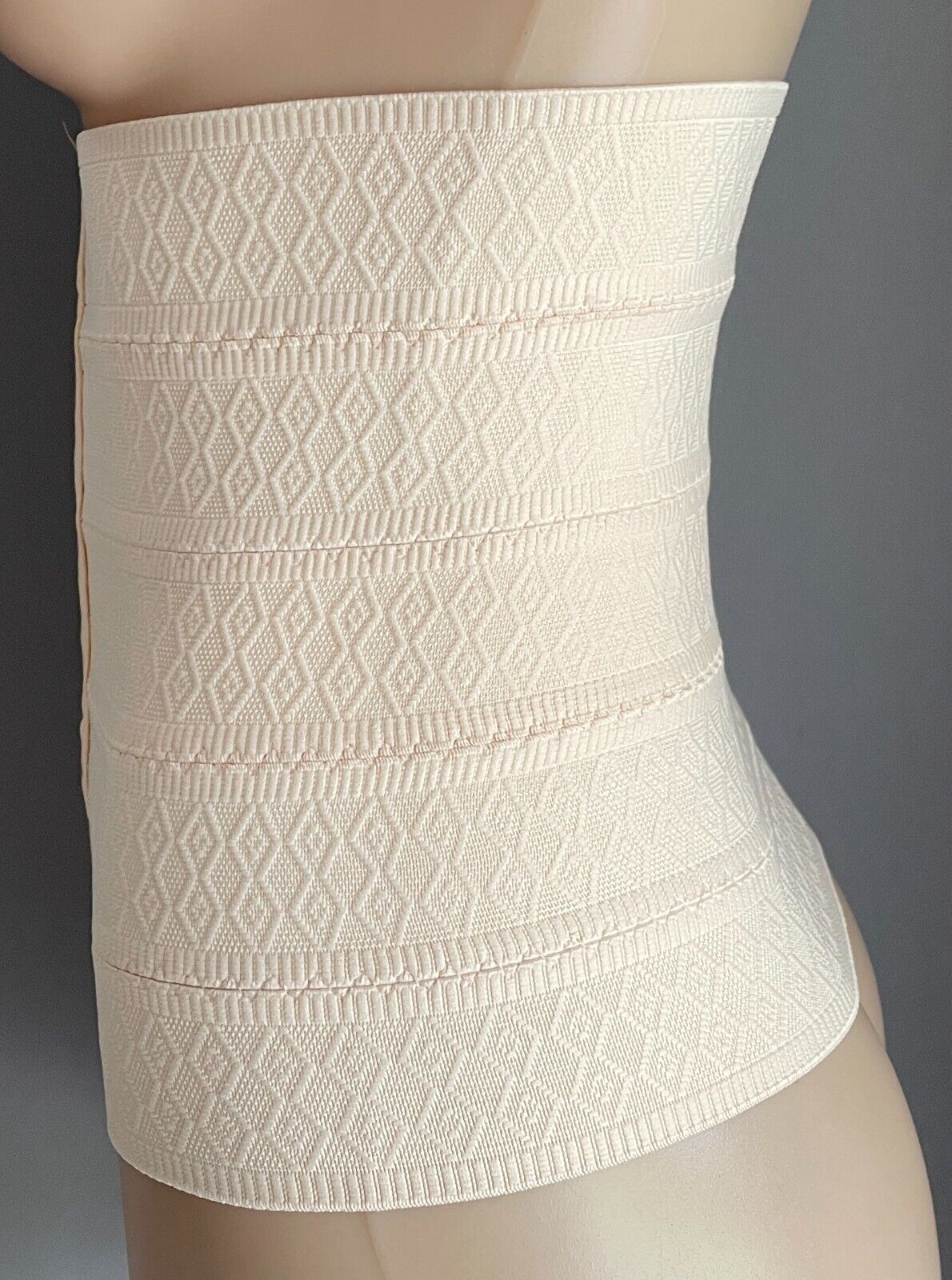WAIST TRAINER Beige Elastic Hook & Eye Closure Cincher Sz M Textured Fabric Belt