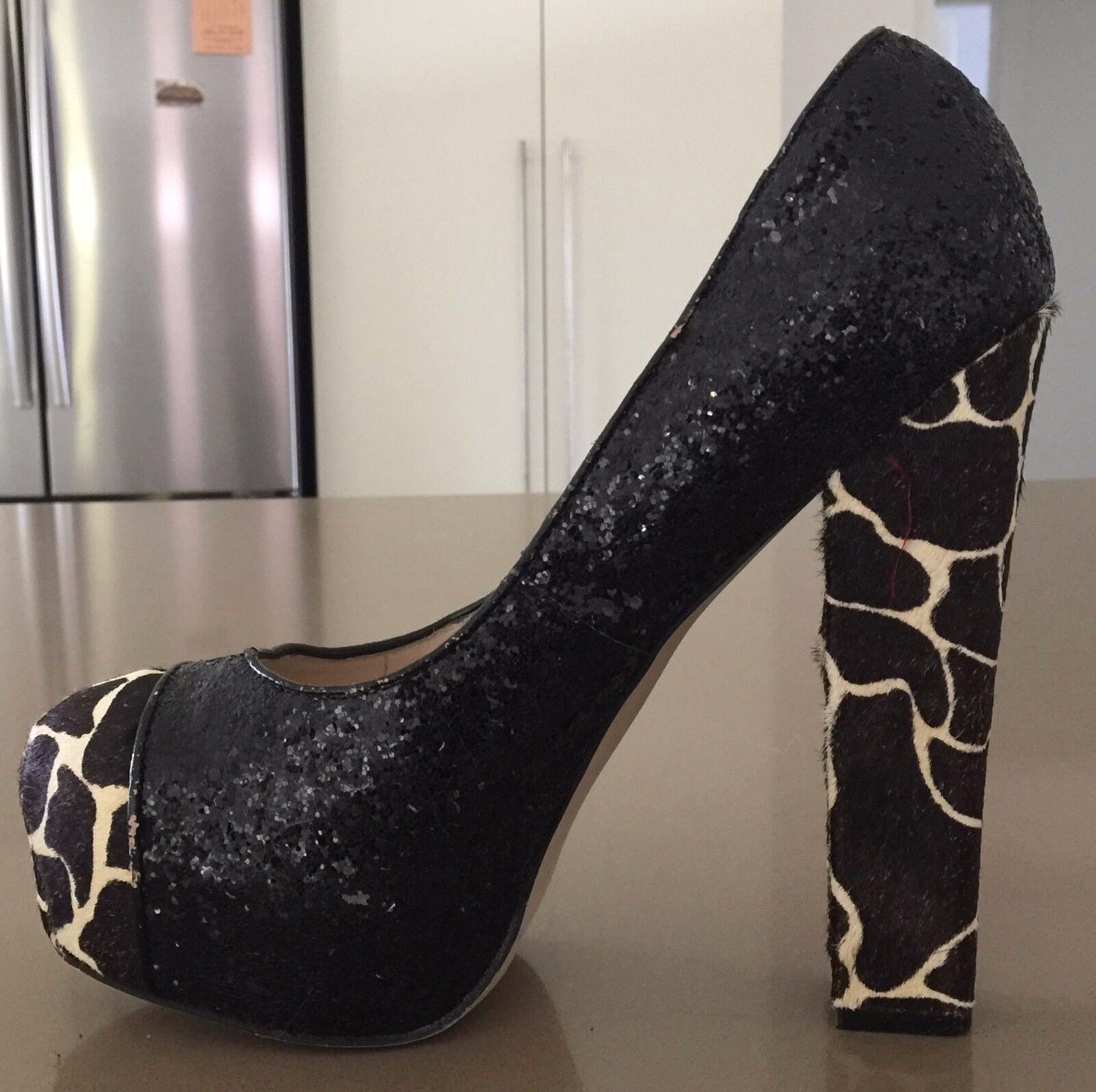 WITTNER "Suffix" Shoes Black Glitter & Giraffe Hair on Hide Pumps Ladies Size 41