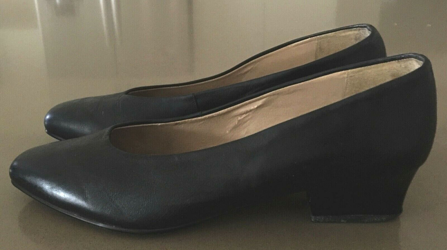 HUSH PUPPIES Size 9 Shoes Leather Low Heel Pumps * Comfy Classics Ladies
