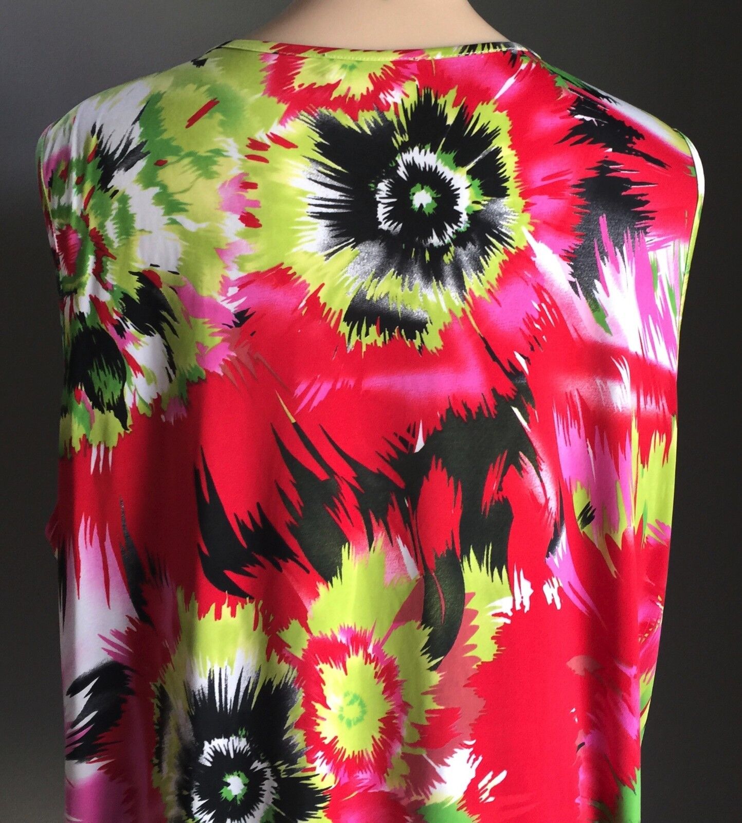 LRD Top Bright Multi Colour Stretch Sleeveless Blouse Plus Size 22 24