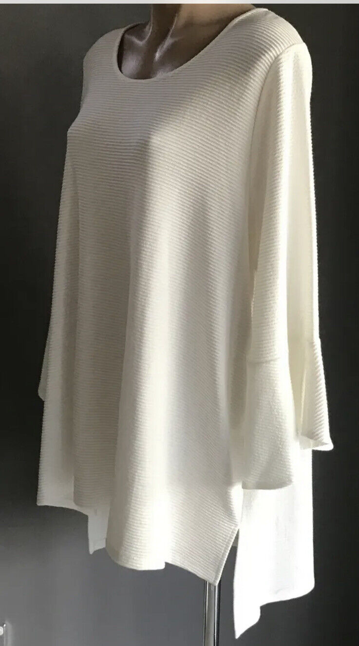 VIRTUELLE TAKING SHAPE Top Off White Textured Fabric Bell Sleeve Plus XL 24 NEW