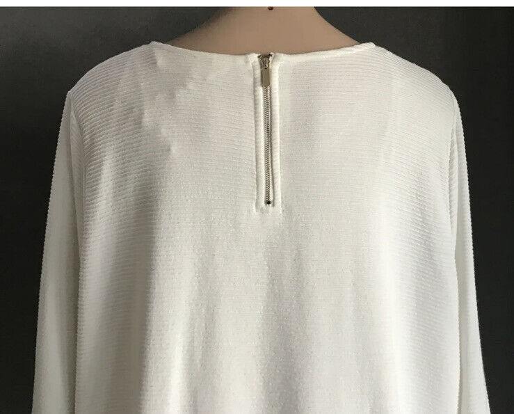 VIRTUELLE TAKING SHAPE Top Off White Textured Fabric Bell Sleeve Plus XL 24 NEW