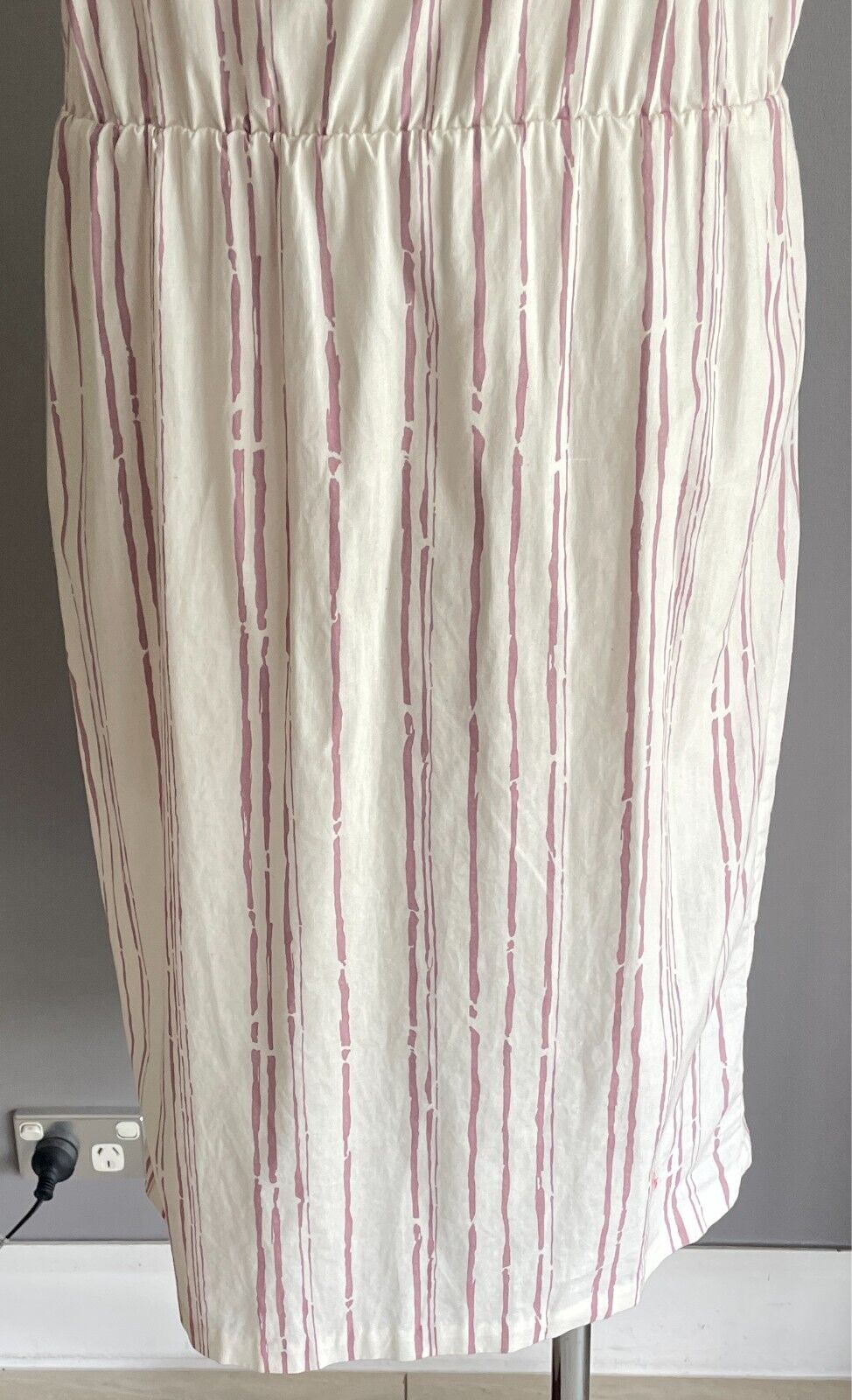 Vintage White & Wine Colour Print Elastic Waist Dress Sleeveless Size 14 Cotton