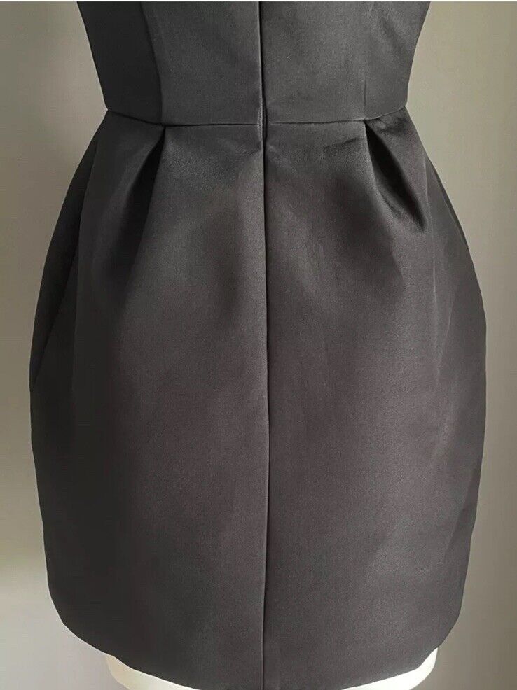 C/MEO COLLECTIVE Sheath Dress Black Sleeveless Deep V-Neck Size XS 8 NEW