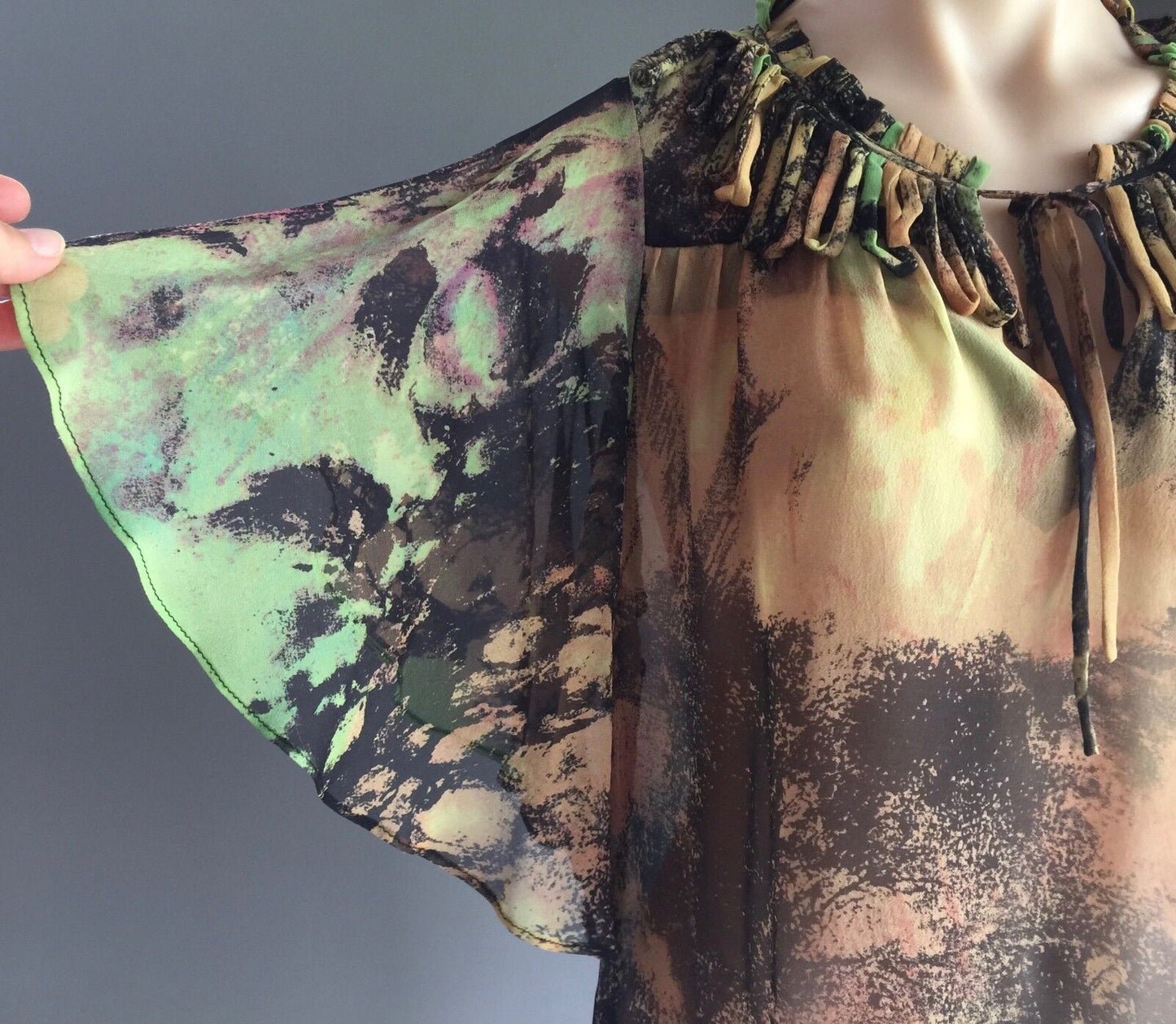 HONEY & BEAU Top MultiColoured Tree Forest Print Sheer Silk Blouse Ladies Sz 14