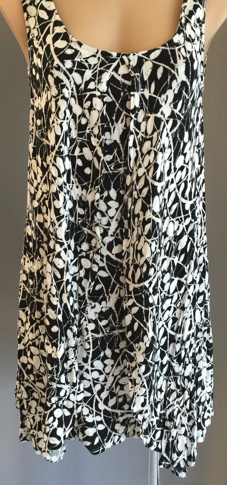 MIKA & GALA Top Black & Cream Print Dip Hem Long Blouse Ladies Size 12