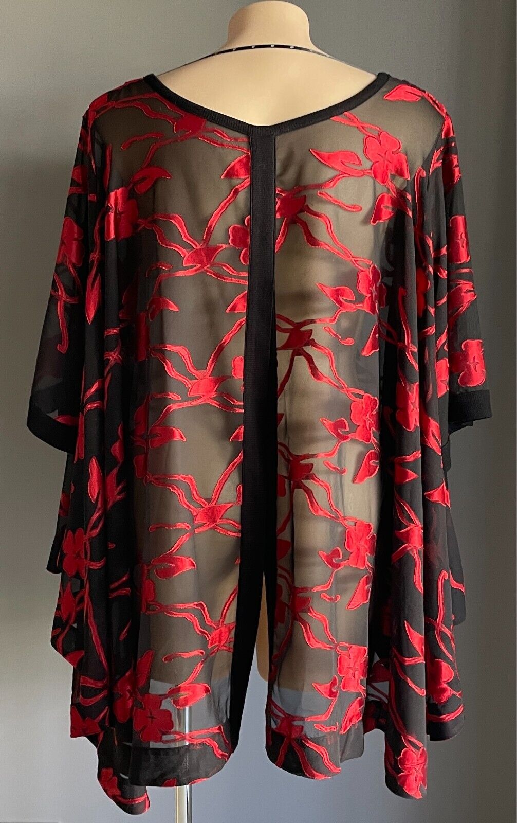 TAKING SHAPE Black & Red "Harajuki" Top Plus Size M/L Wear 4 Ways Semi Sheer NWT