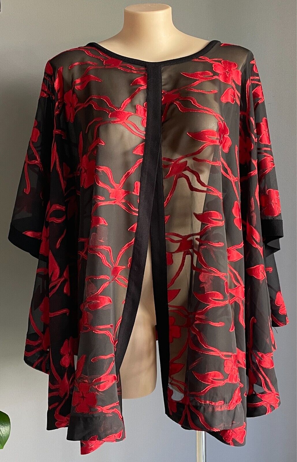 TAKING SHAPE Black & Red "Harajuki" Top Plus Size M/L Wear 4 Ways Semi Sheer NWT