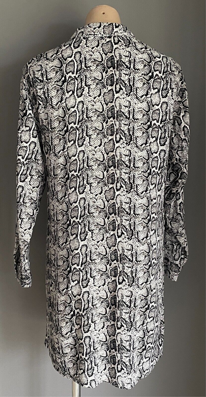 YOURBAN Shift Dress Black White Grey Taupe Python Snake Print Size M Collar