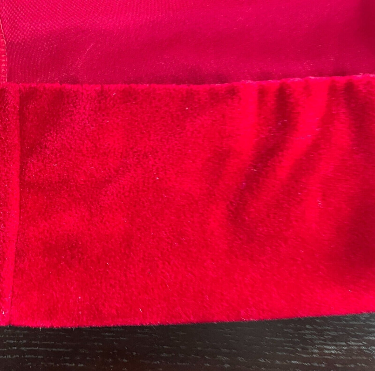 Vintage LE CHARME Dressing Gown Red Velour Long Sleeve Size 18 House Coat Robe