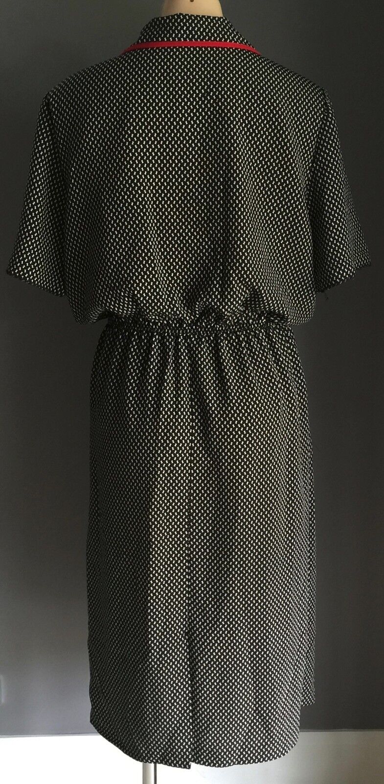1980's TODAY'S CLASSICS Dress Black & White Print Frock Size 16 Red Accents