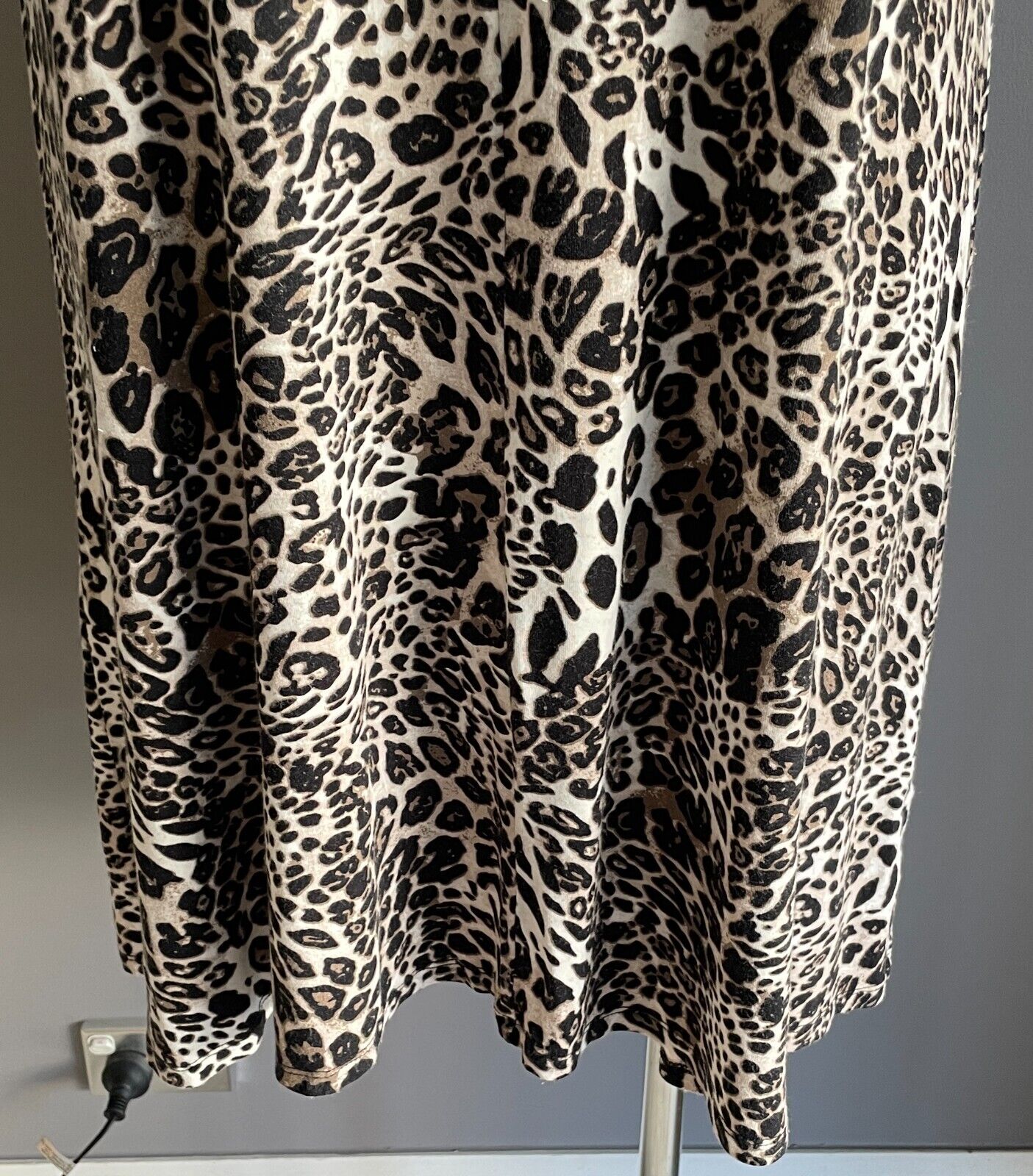 RIVERS Shift Dress Leopard Print Plus Size 18 20 Cross Back Stretch Fabric NEW