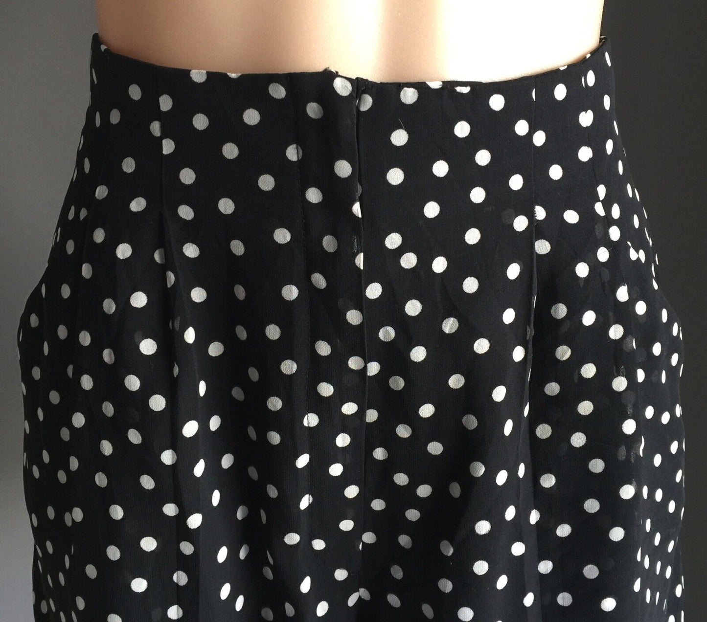 DIAMOND Shorts Black & White Polka Dot High Waist Ladies Size 38 10 Retro Gem