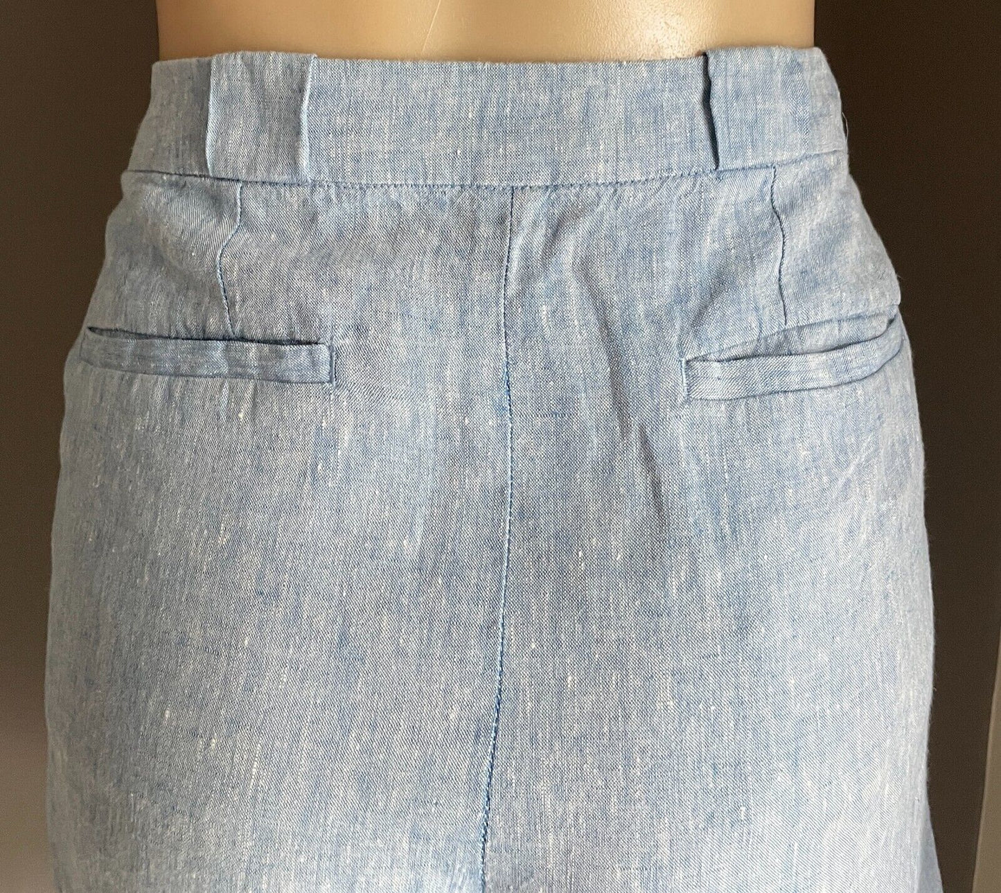 WITCHERY Shorts Light Blue Linen Pleated Size 14 Cuffed Leg Hem Pockets