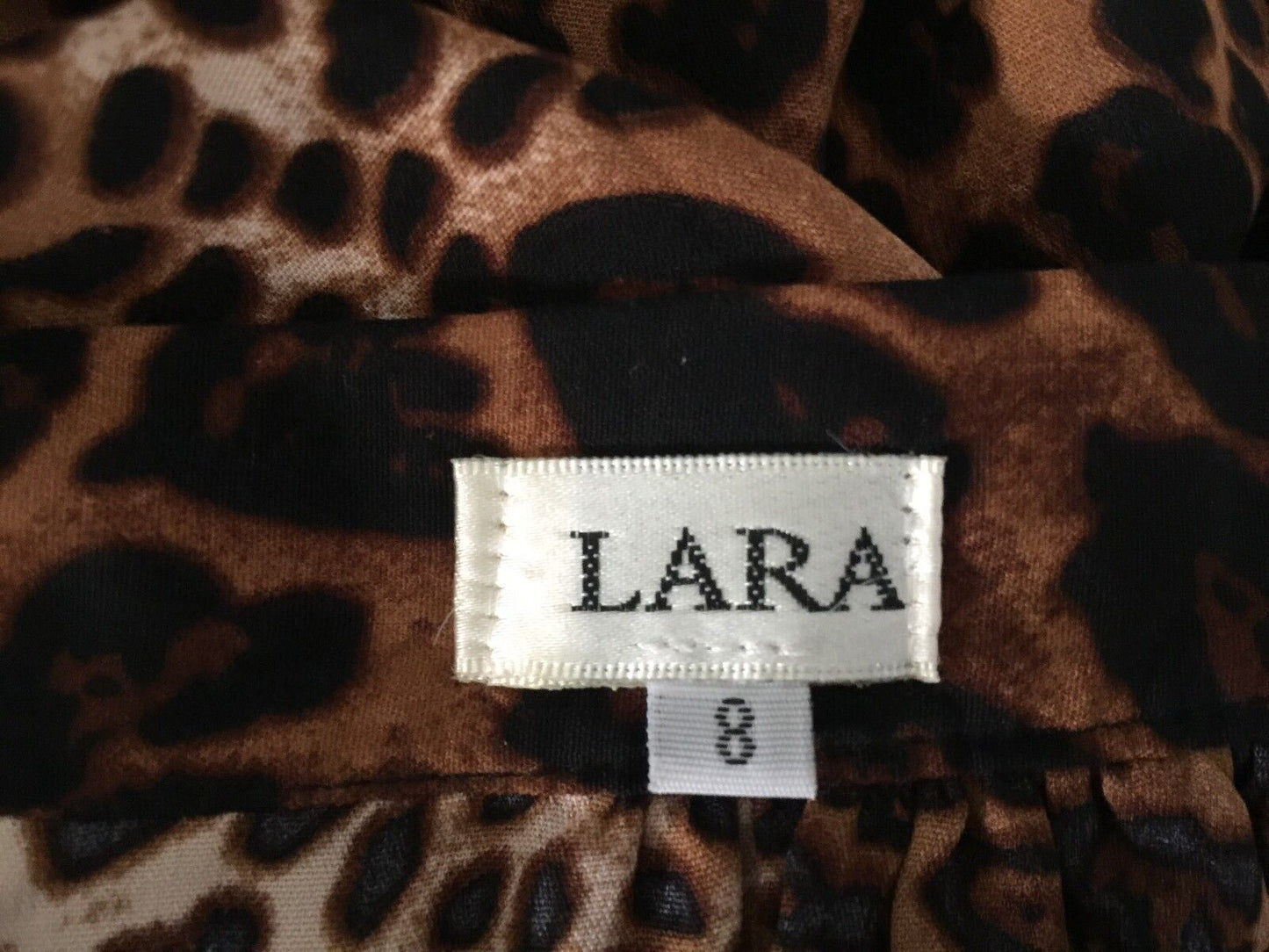 LARA Shorts Brown & Black Animal Print Pleated Shorts Ladies Size 8 10 Beautiful