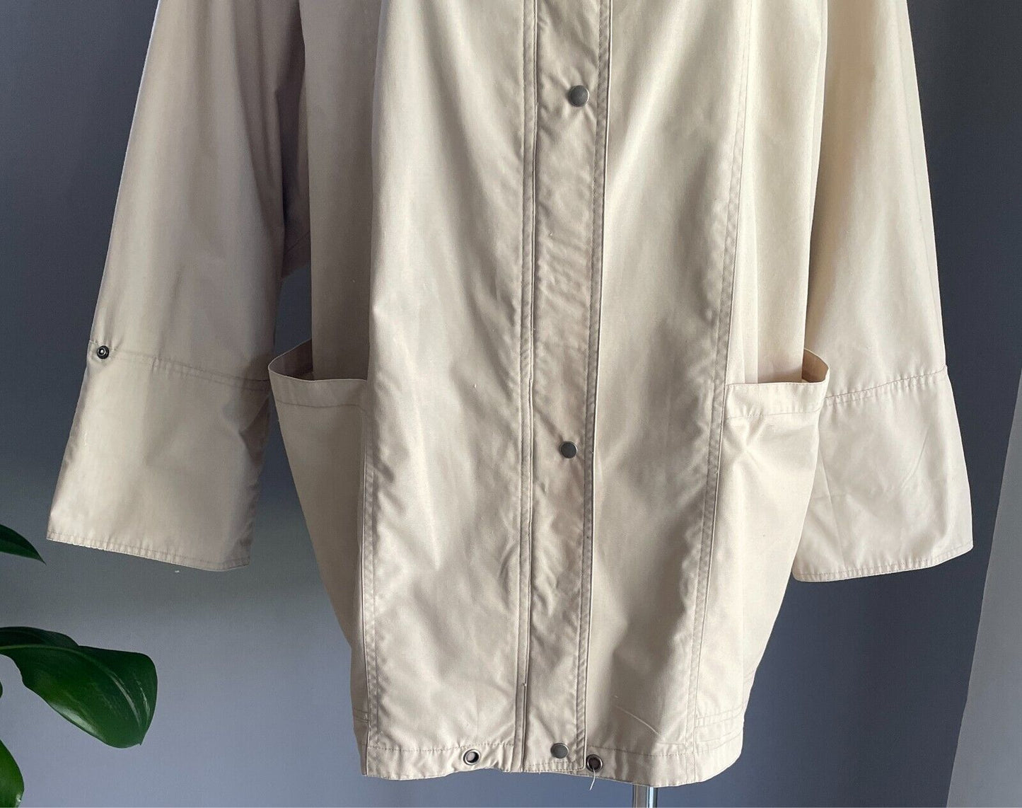 ICELANDIC Beige Water Repellent Jacket Plus Size 18 Adjustable Sleeves Vintage