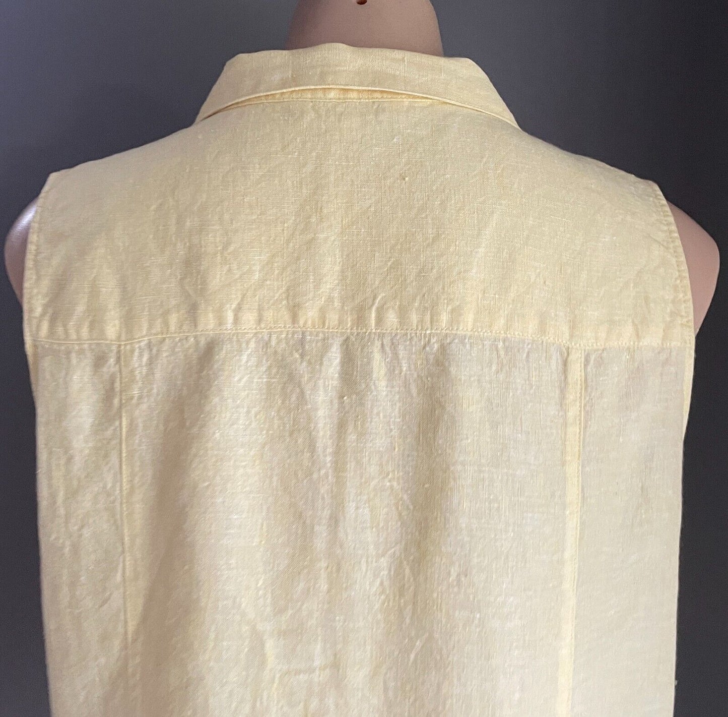 W LANE Linen Sleeveless Shirt Pale Yellow Top Size 12 Button Front Collar Blouse