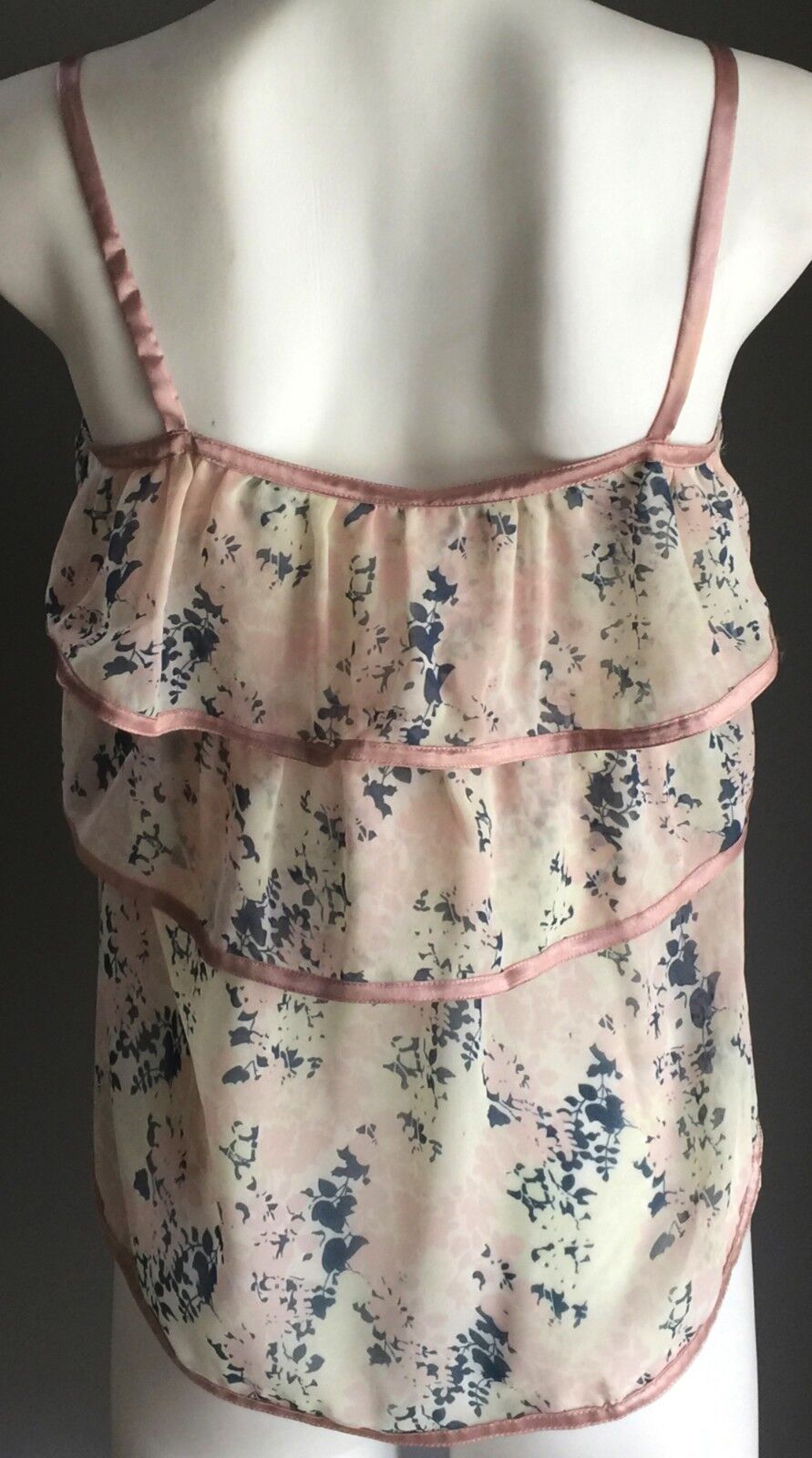 SPORTSGIRL Top Floral Print Camisole Sleeveless Size XXS 6 8 Pretty NEW