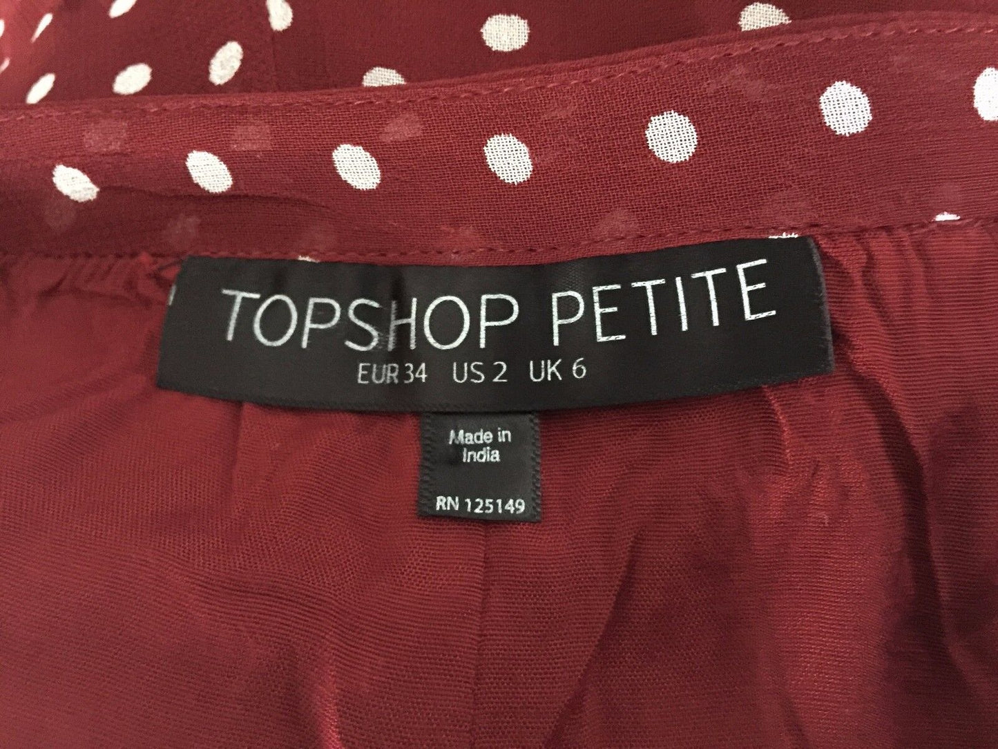 TOPSHOP PETITE Shorts Burgundy & White Polka Dot Shorts Ladies Size 6 NEW