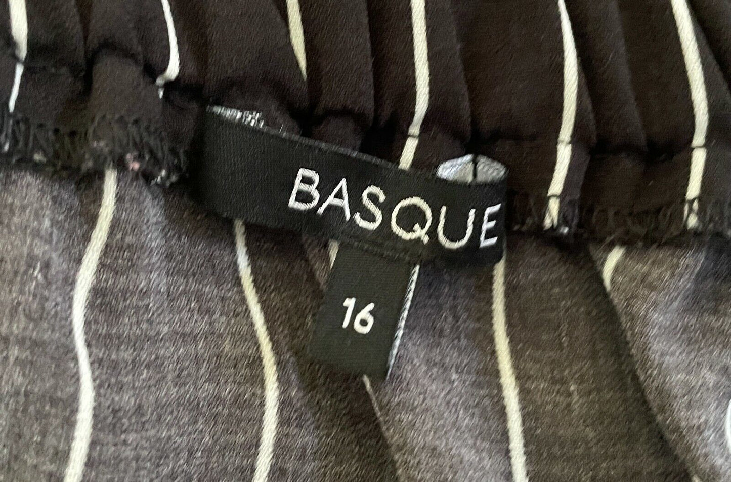 BASQUE Top Blouse Black White Stripe Bracelet Length Sleeve Off Shoulder Size 16